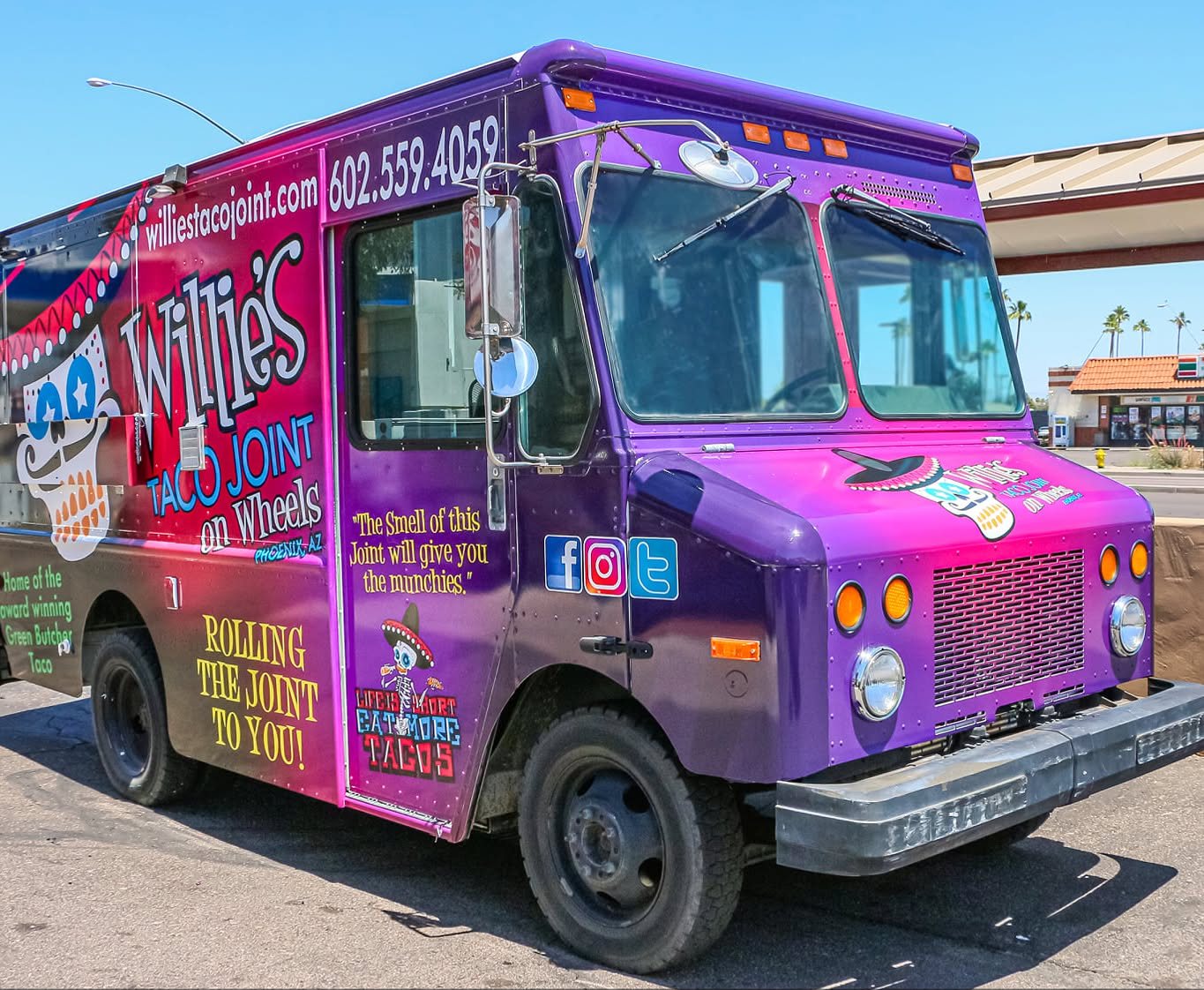 Willie's Taco Joint food truck wrap by A&M Graphics in Arizona